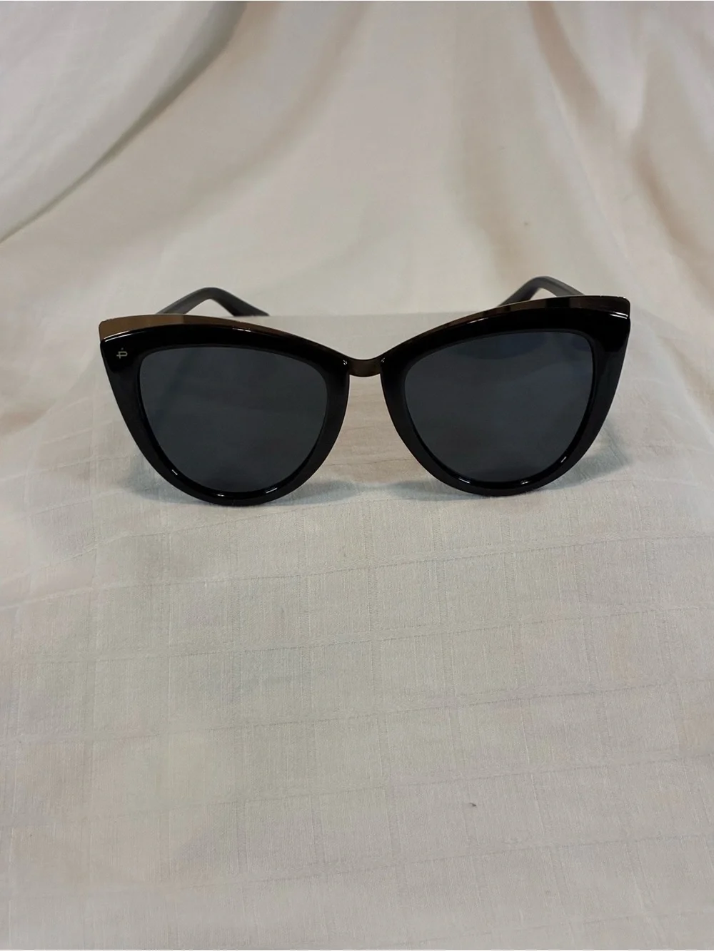 Prive’ Revaux Women's Black & Gold Cat Eye Sunglasses